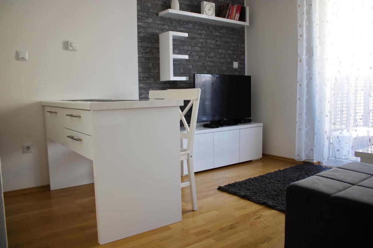 Studio Apartman Miljacka 13 Szarajevó Kültér fotó